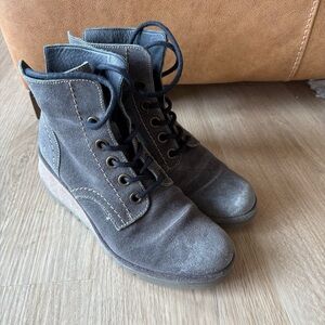 Fly London Diesel Suede wedge moto combat boots gray 40